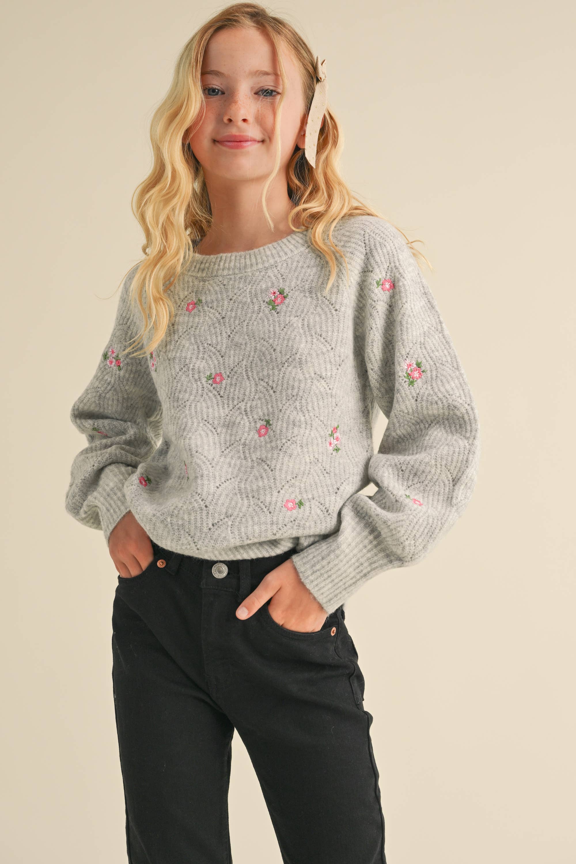 heart and arrow - Floral Crewneck Raglan Sweater